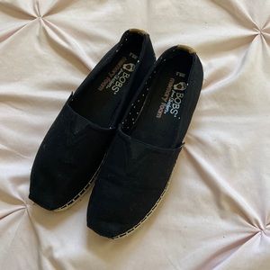 8.5 bobs slip on sandals